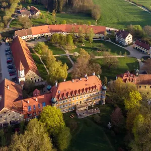Hotel Naturschlosshotel Blumenthal Aichach